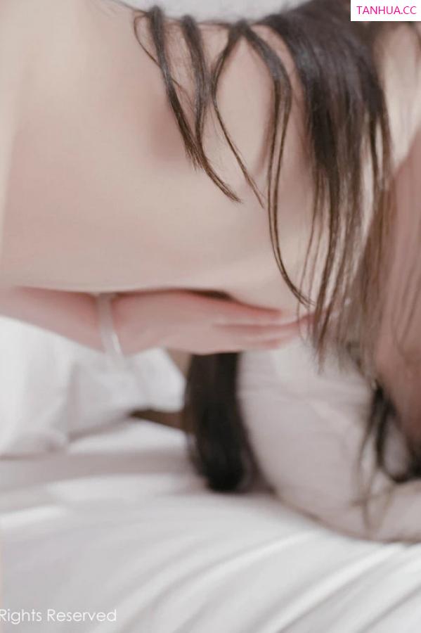   [XiuRen]高清写真图 2024.05.17 No.8557 晚苏susu 丝袜美腿第13张图片